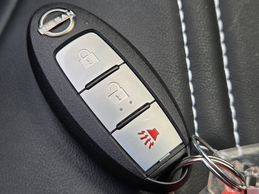 Used 2025 Nissan Z Sport w/ Floor Mat Package image 36