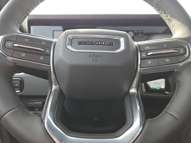 New 2026 GMC Yukon XL Denali w/ Denali Reserve Package image 40