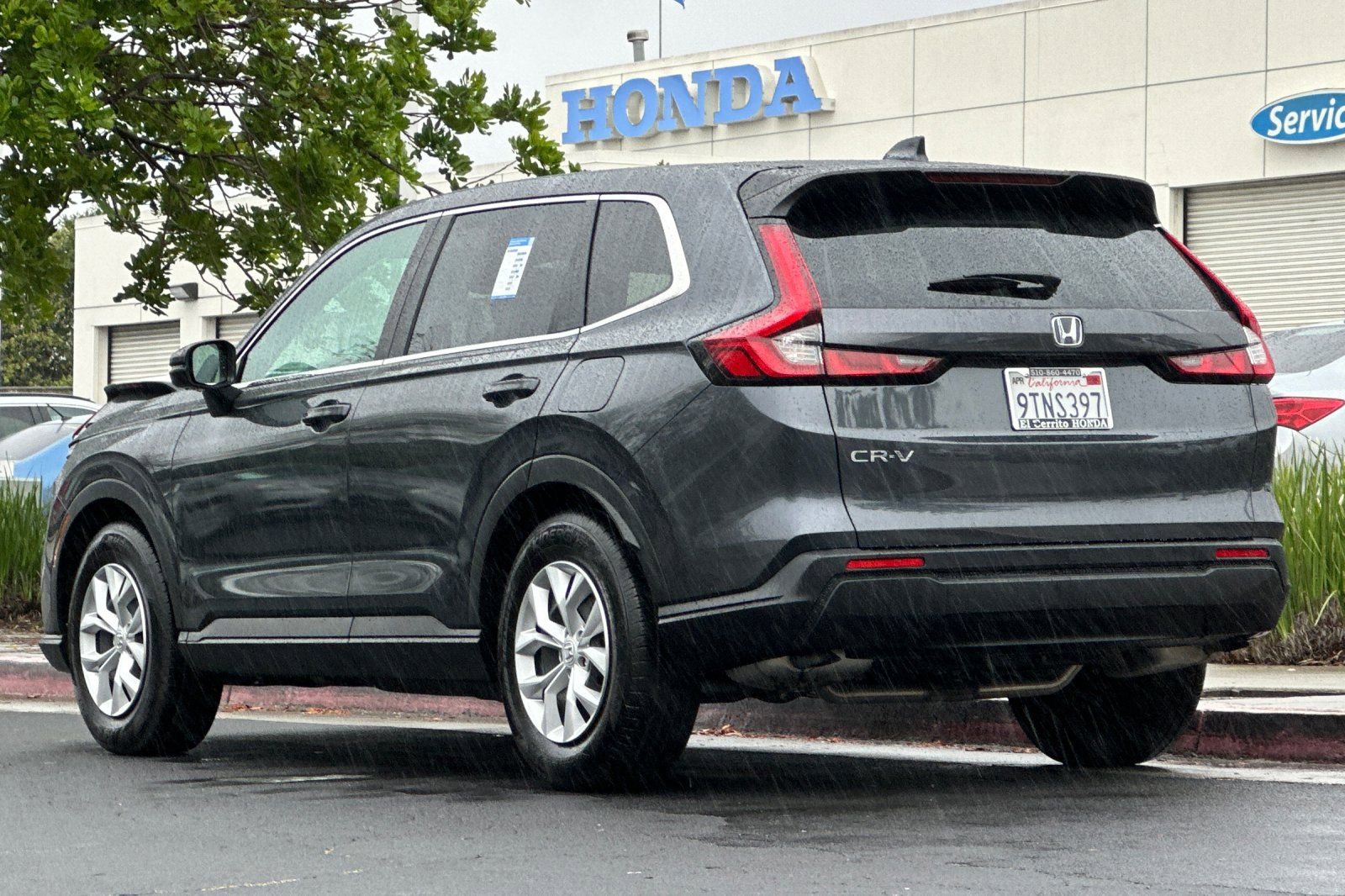 Certified 2025 Honda CR-V LX image 5