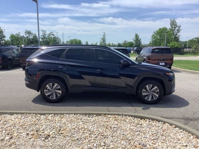 Used 2022 Hyundai Tucson Blue AWD/4WD image 4