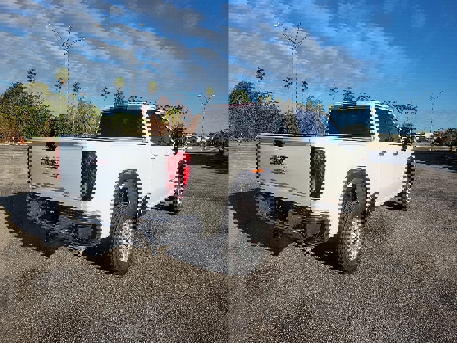 New 2026 GMC Sierra 2500 Pro w/ Convenience Package image 5