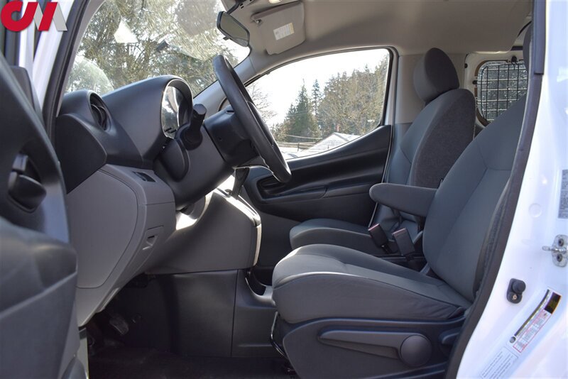 Used 2017 Chevrolet City Express LS w/ Appearance Package FWD image 10
