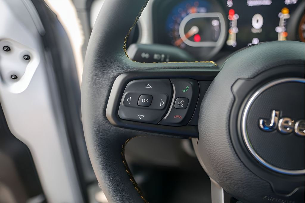 Used 2024 Jeep Wrangler Unlimited Sport AWD/4WD image 14
