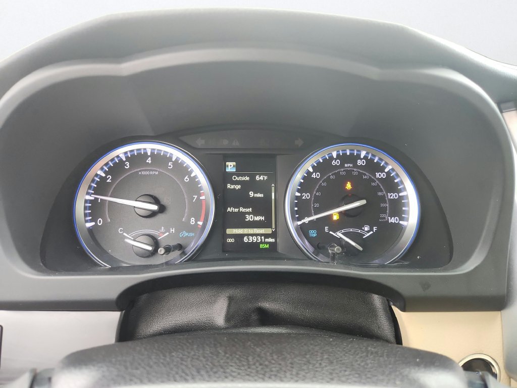 Used 2019 Toyota Highlander Limited AWD/4WD image 12