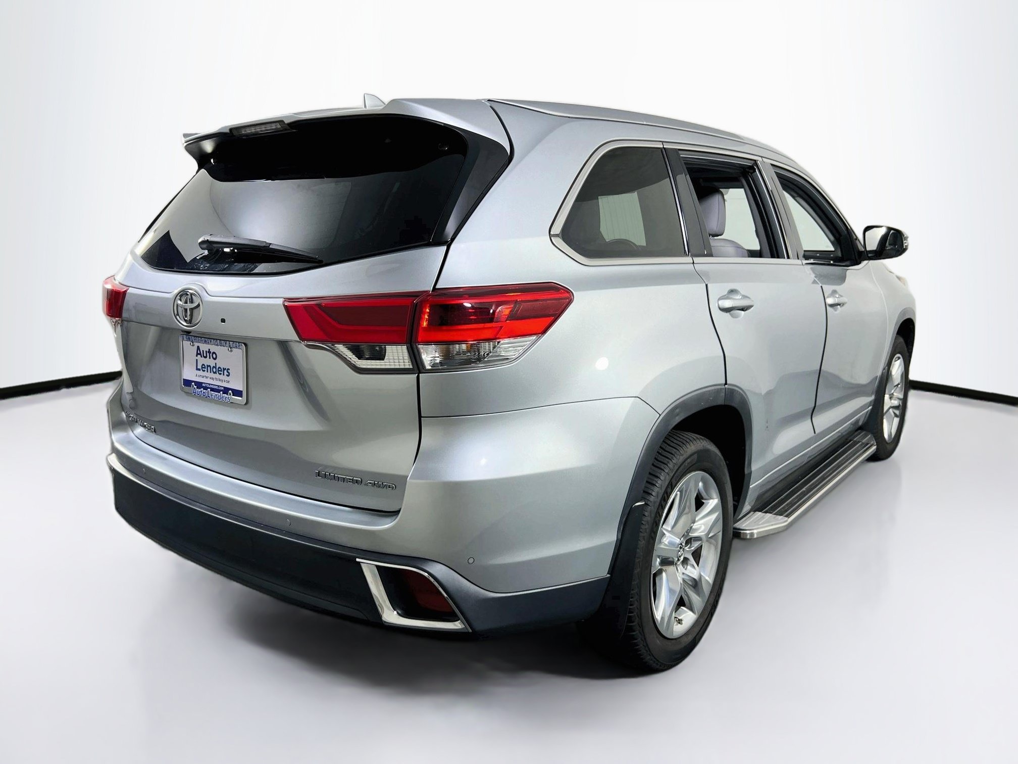 Used 2019 Toyota Highlander Limited AWD/4WD image 5