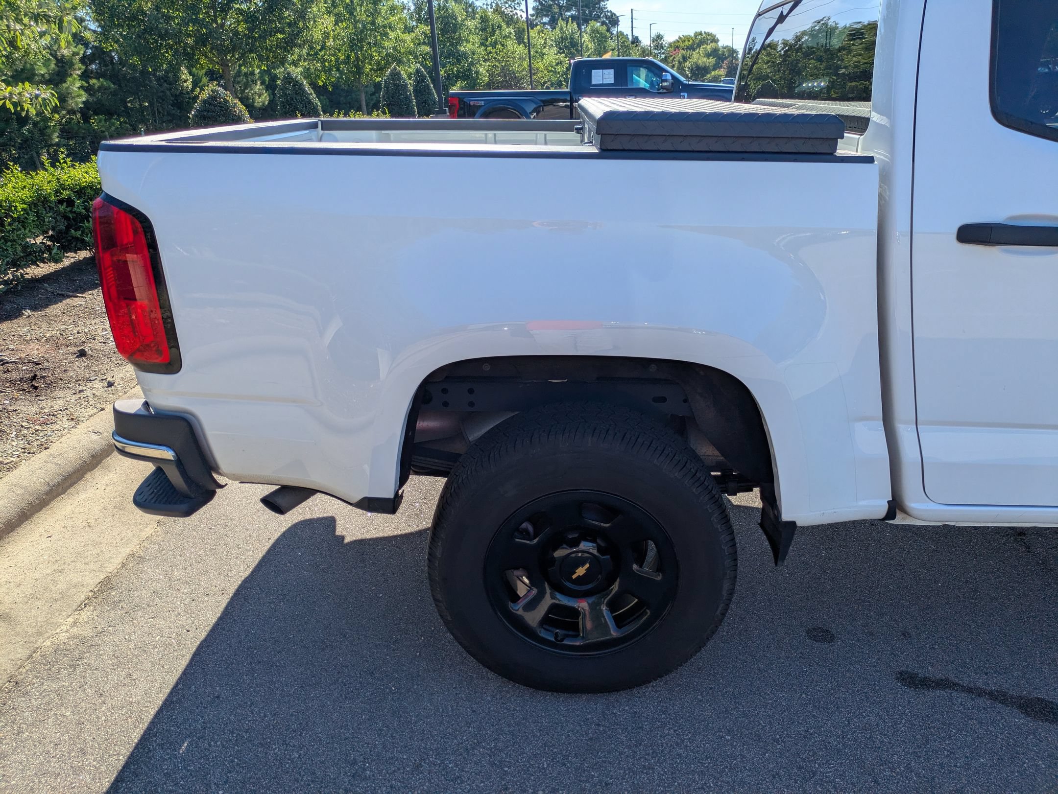 Used 2021 Chevrolet Colorado W/T w/ WT Convenience Package RWD image 34