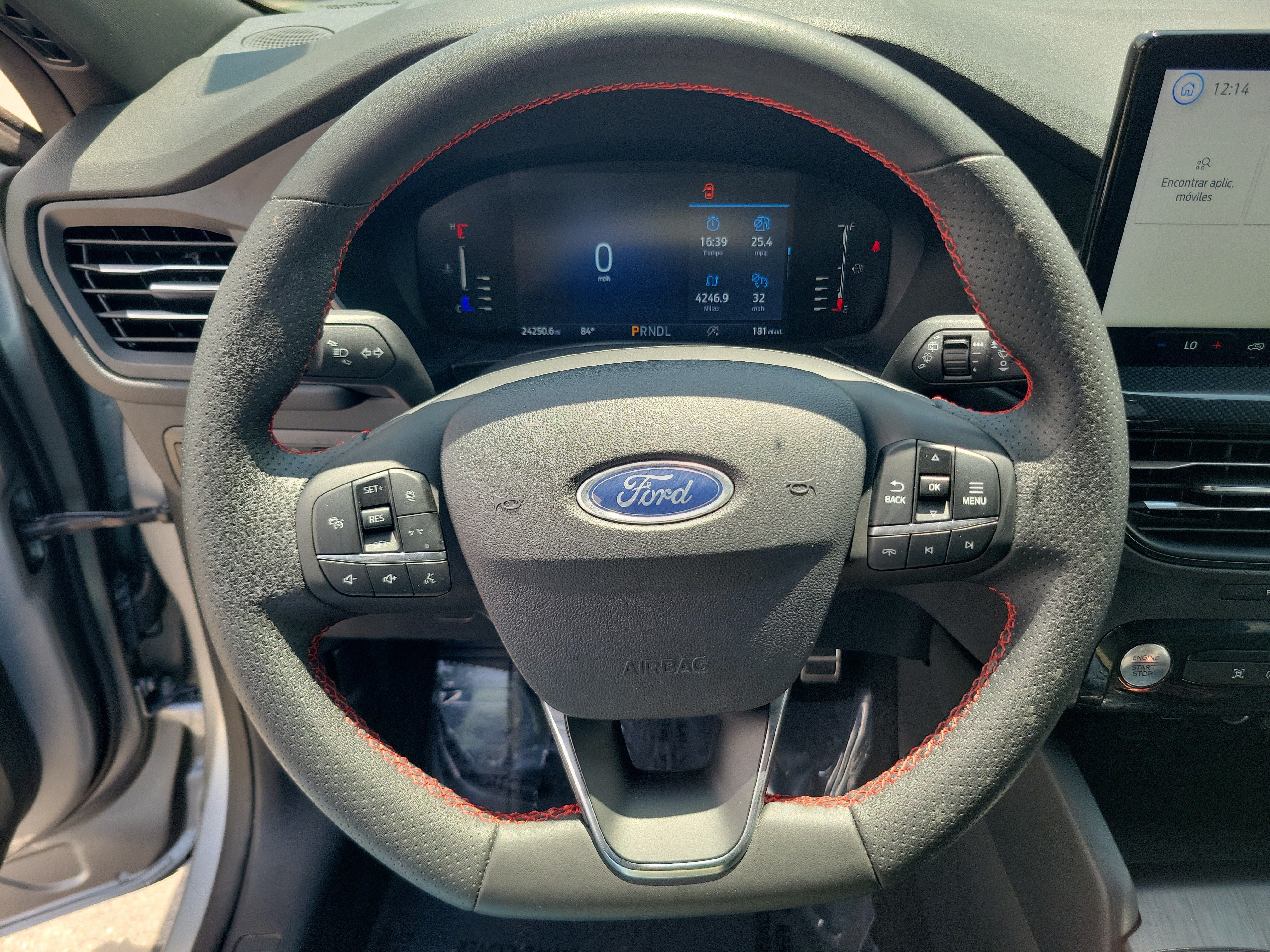 Used 2024 Ford Escape ST-Line w/ Tech Pack #1 FWD image 21