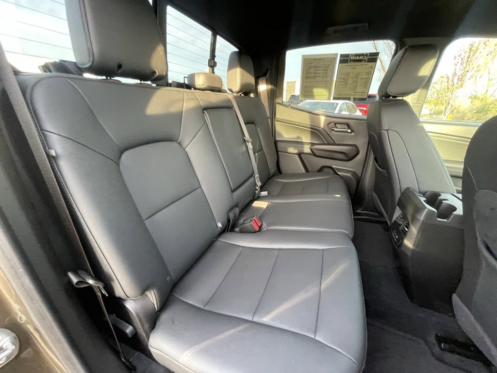 Used 2024 GMC Canyon Elevation w/ Elevation Premium Package image 28