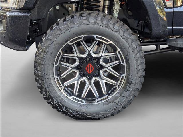 New 2026 Ford F250 Lariat w/ Black Appearance Package image 9