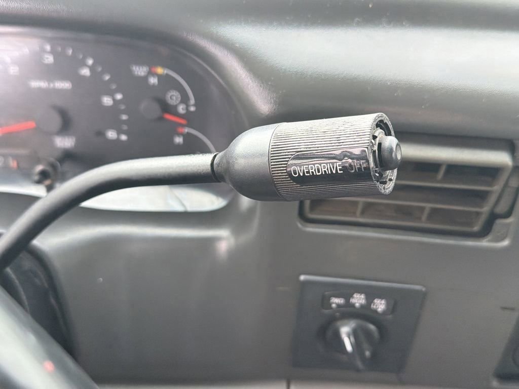 Used 2004 Ford F250 XLT image 19