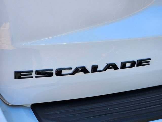 New 2026 Cadillac Escalade Sport w/ LPO, ONYX Package AWD/4WD image 16