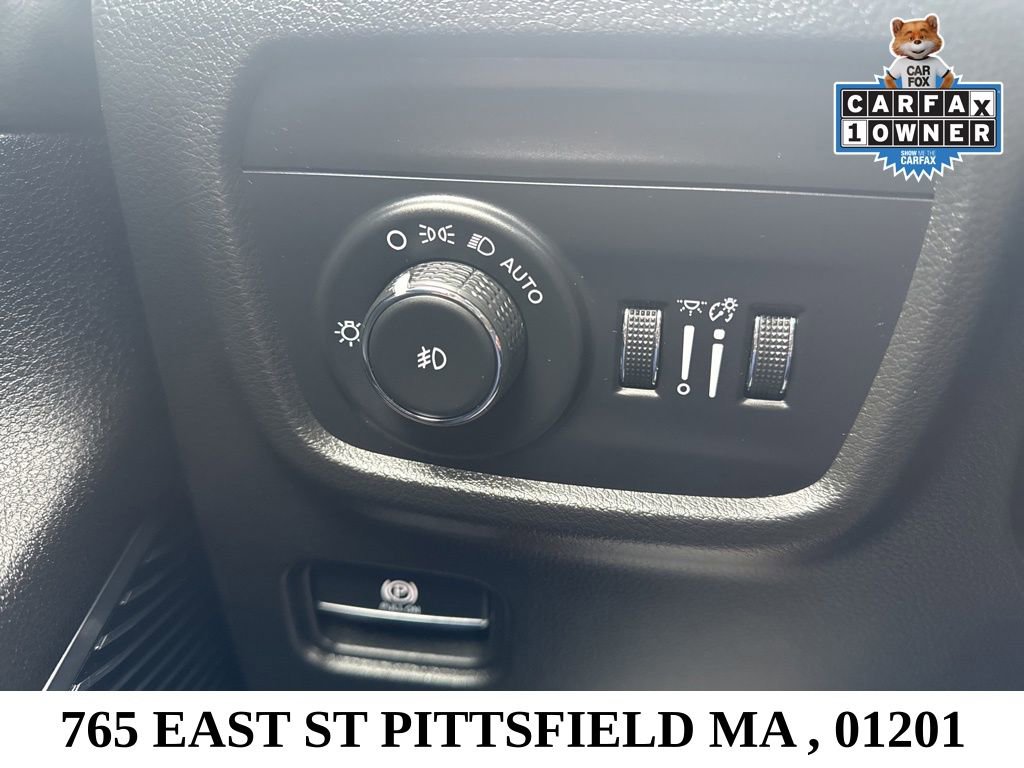 Used 2022 Jeep Grand Cherokee Overland w/ Adv Protech Group III AWD/4WD image 34