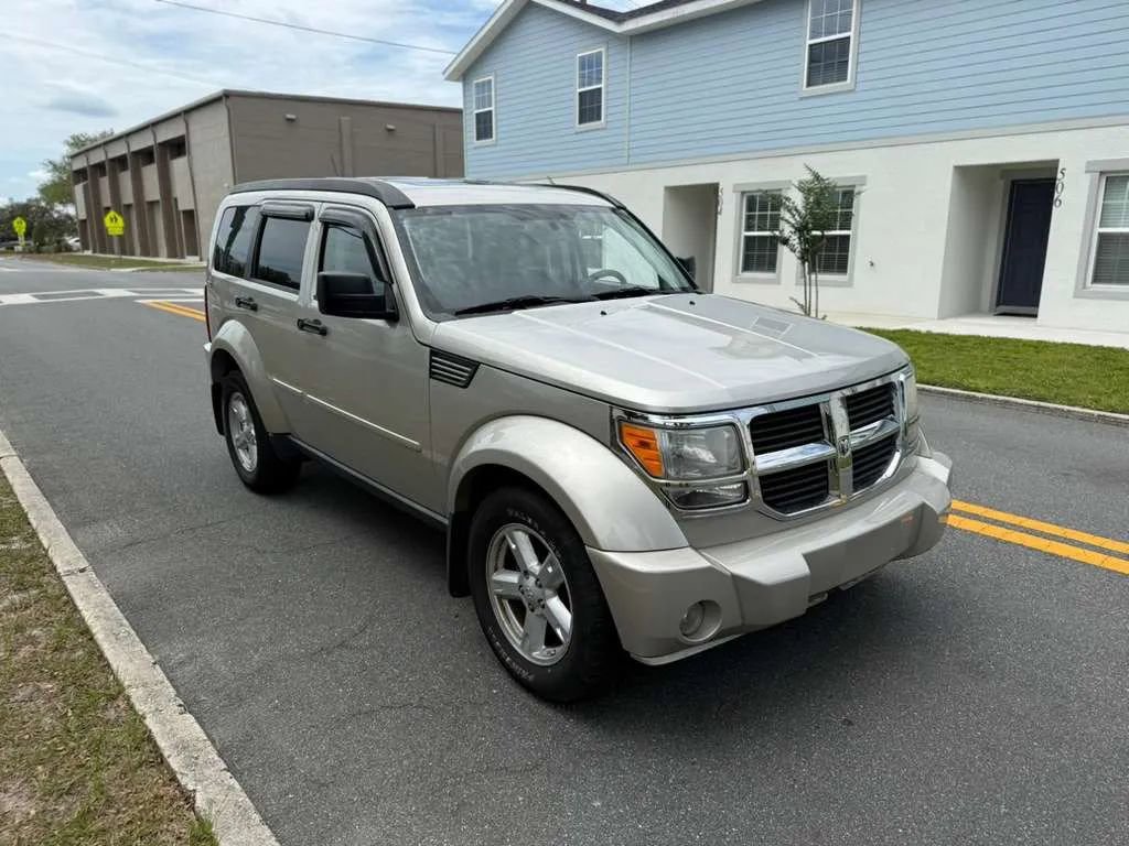 Used 2009 Dodge Nitro SLT AWD/4WD image 2