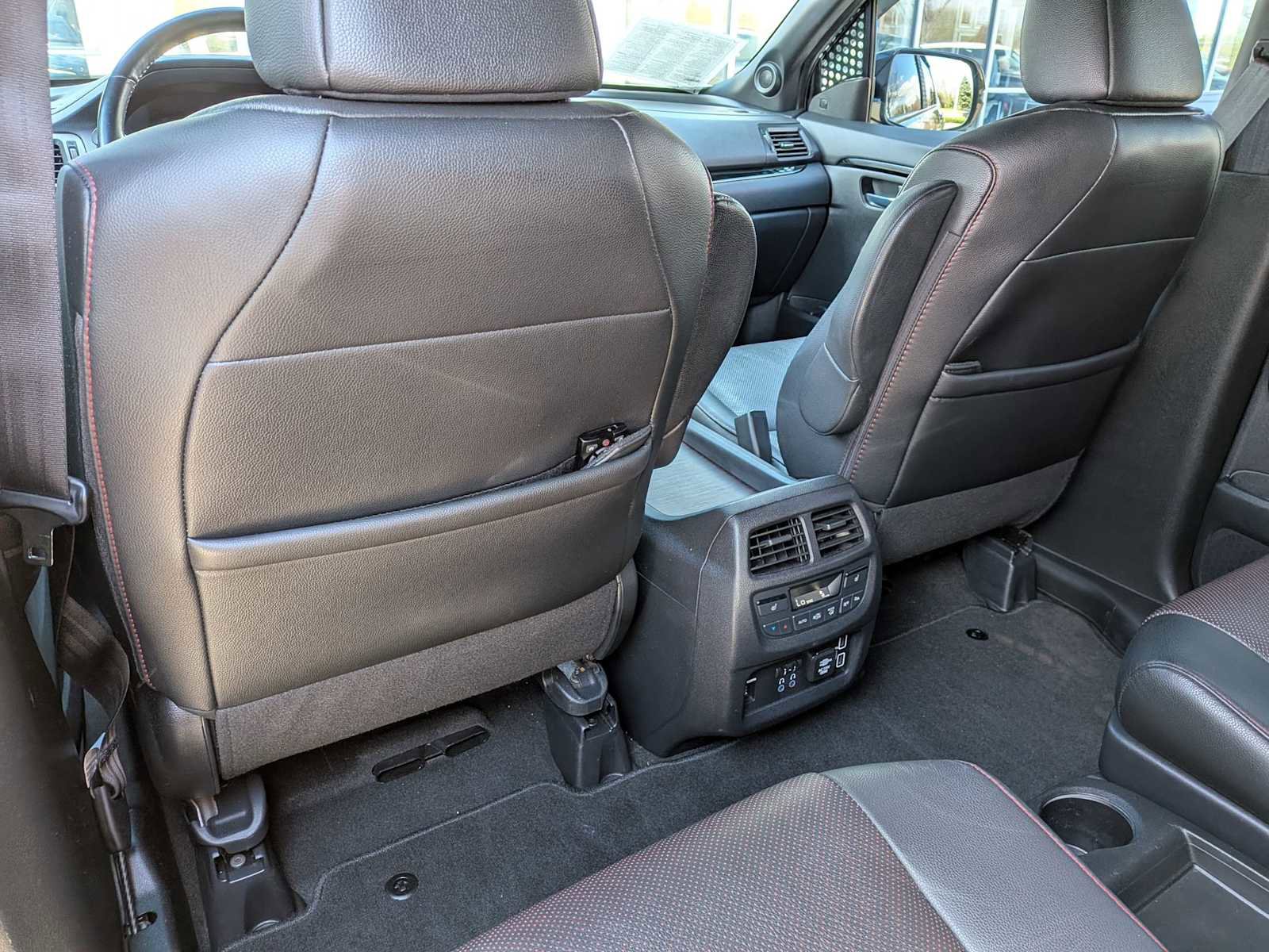 Used 2020 Honda Pilot Black Edition image 16
