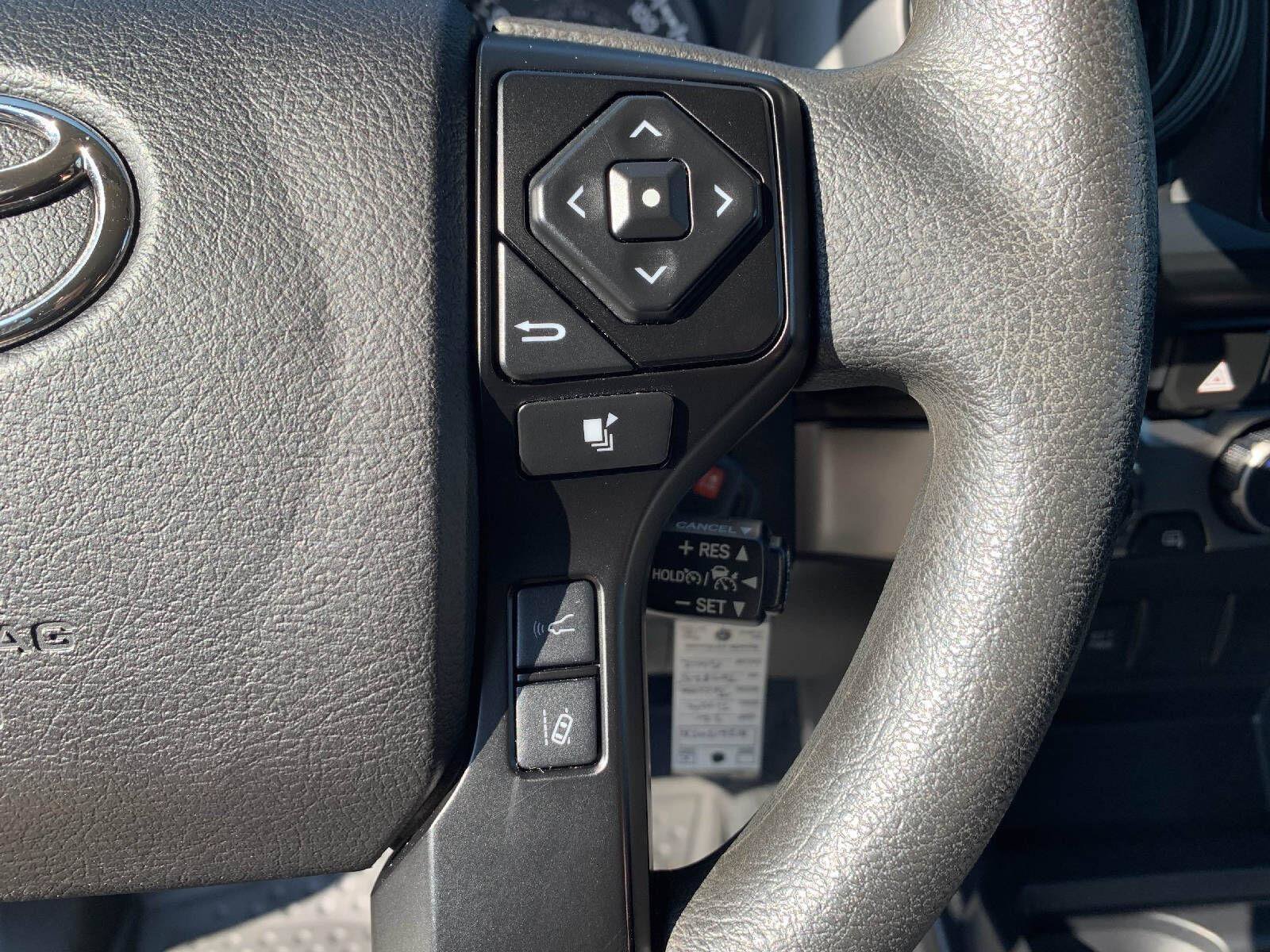 Used 2022 Toyota Tacoma SR AWD/4WD image 17