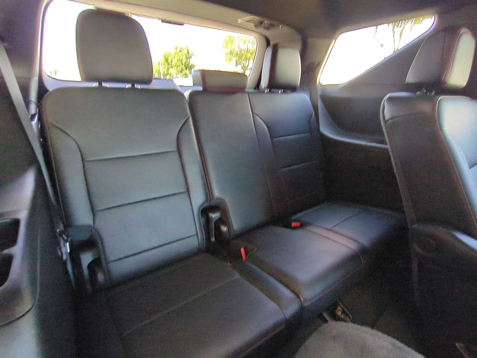 Used 2024 Chevrolet Traverse Z71 w/ Enhanced Driving Package AWD/4WD image 27