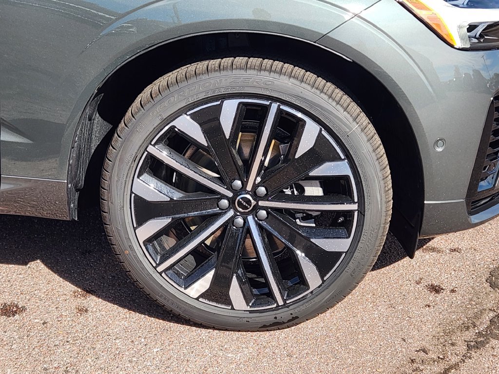 New 2027 Volvo XC60 T8 Ultra AWD/4WD image 30