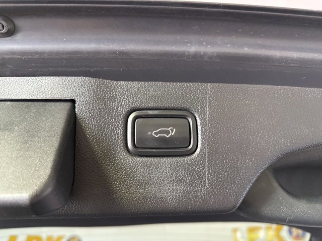 Used 2019 Kia Sorento EX w/ EX Touring Package image 26