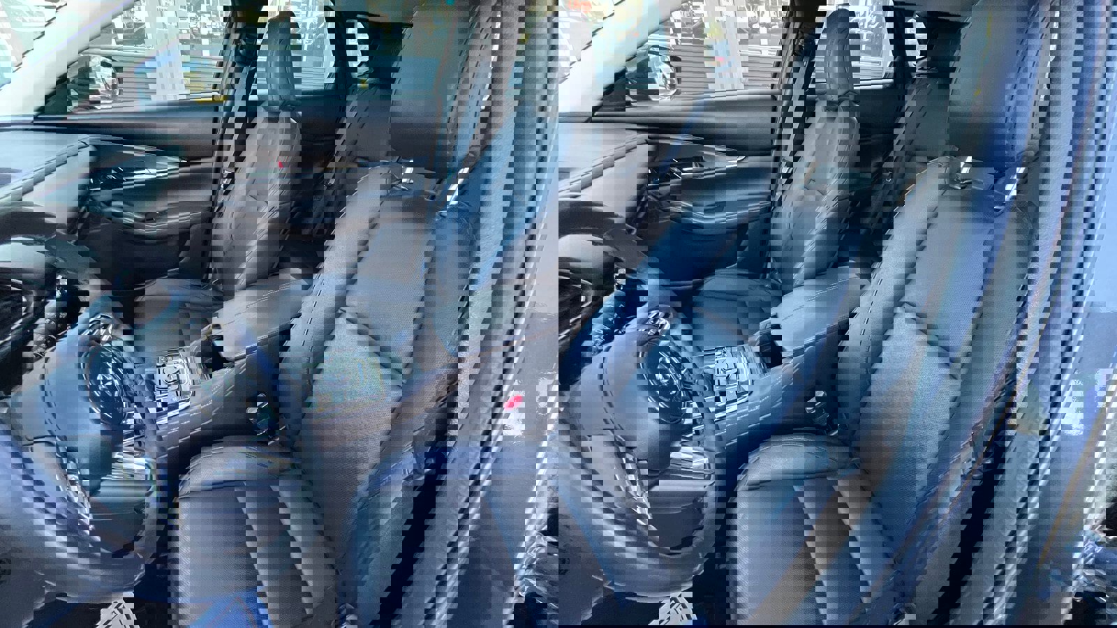 Used 2023 MAZDA CX-30 2.5 Turbo w/ Premium Package image 18