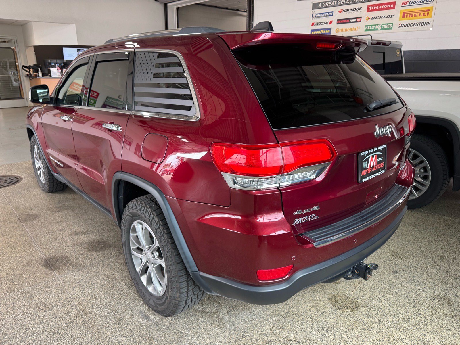 Used 2016 Jeep Grand Cherokee Limited AWD/4WD image 7