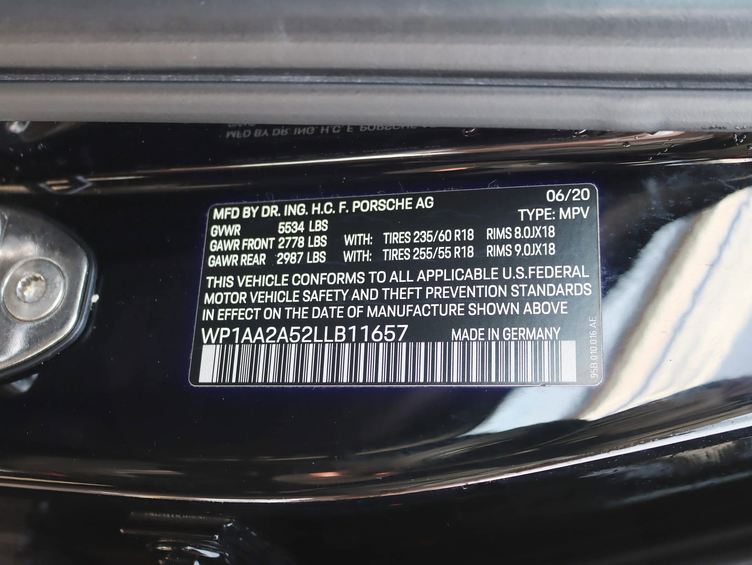 Used 2020 Porsche Macan Sport Edition image 34