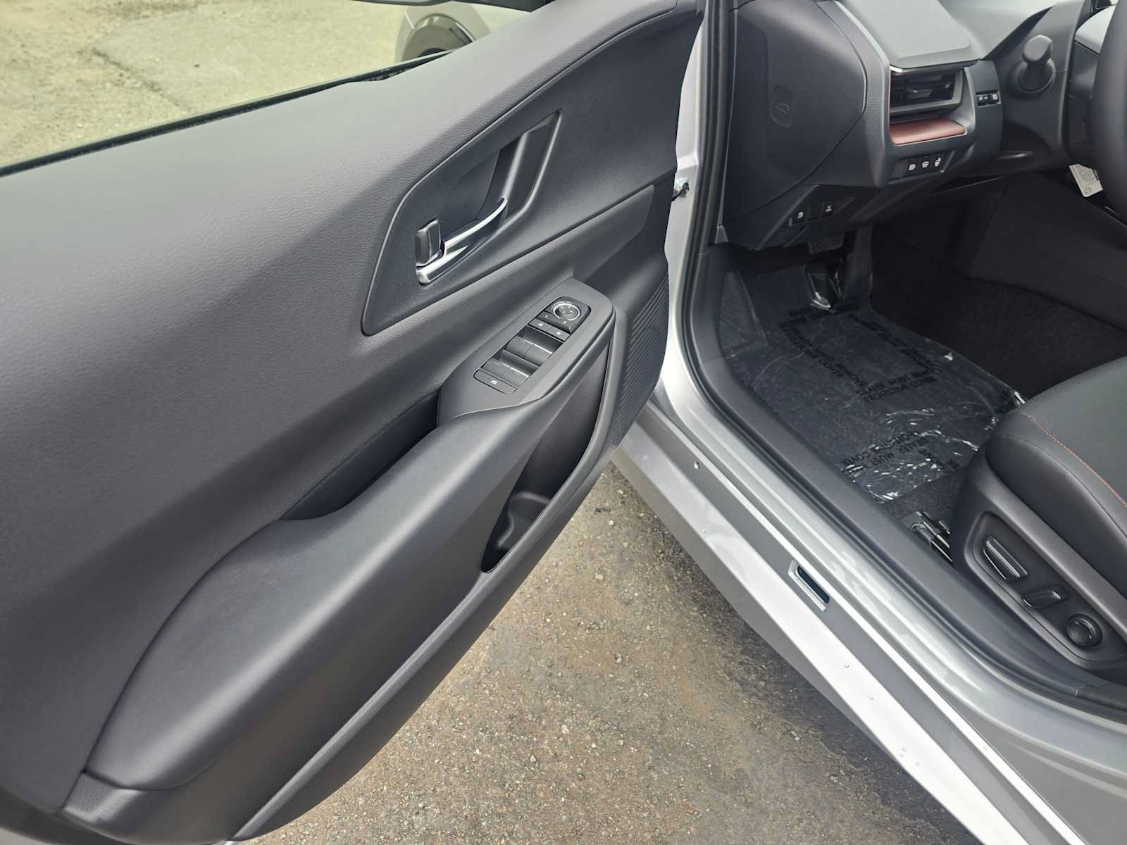 New 2027 Toyota Prius Plug-In Hybrid FWD image 20