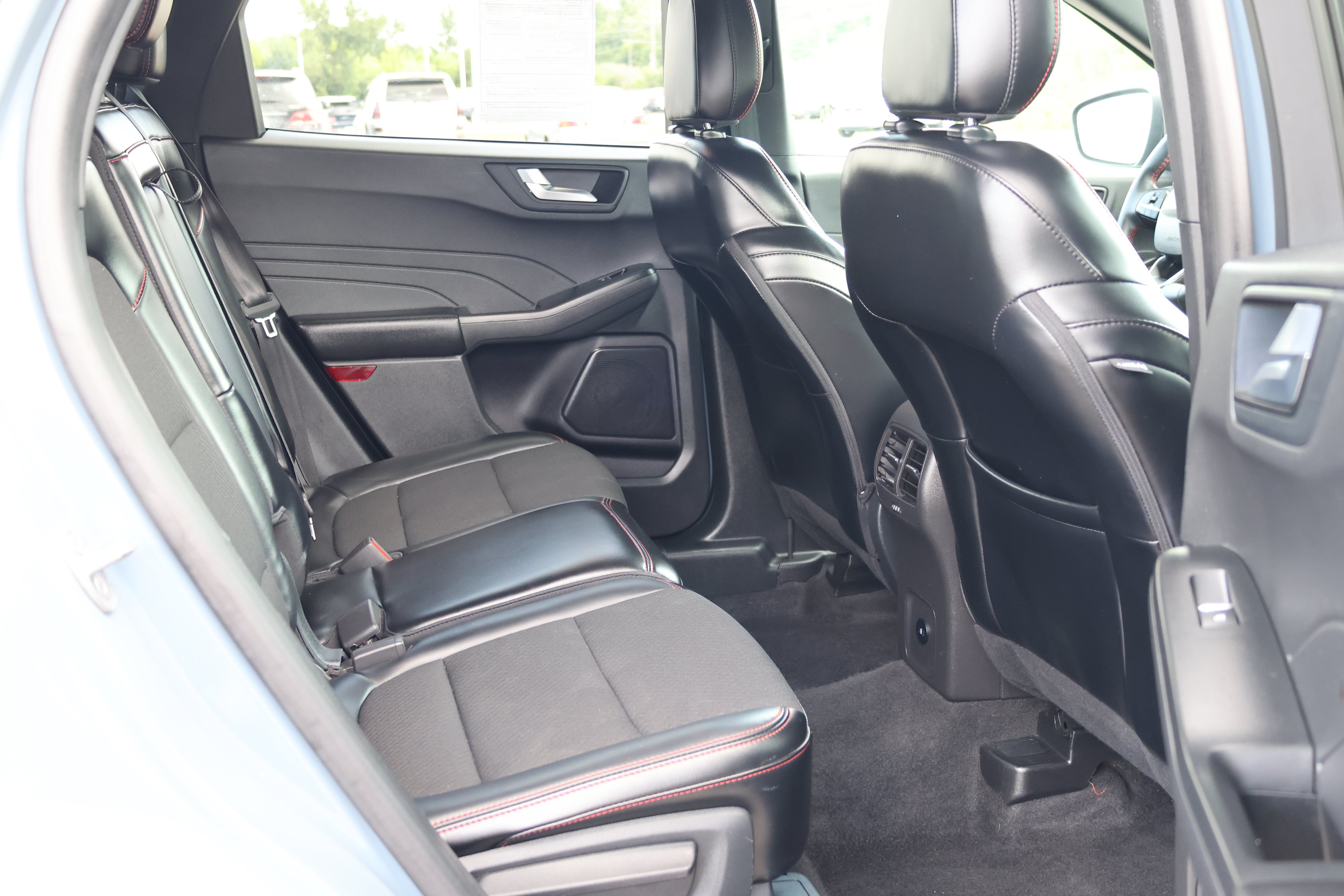 Used 2024 Ford Escape ST-Line AWD/4WD image 19