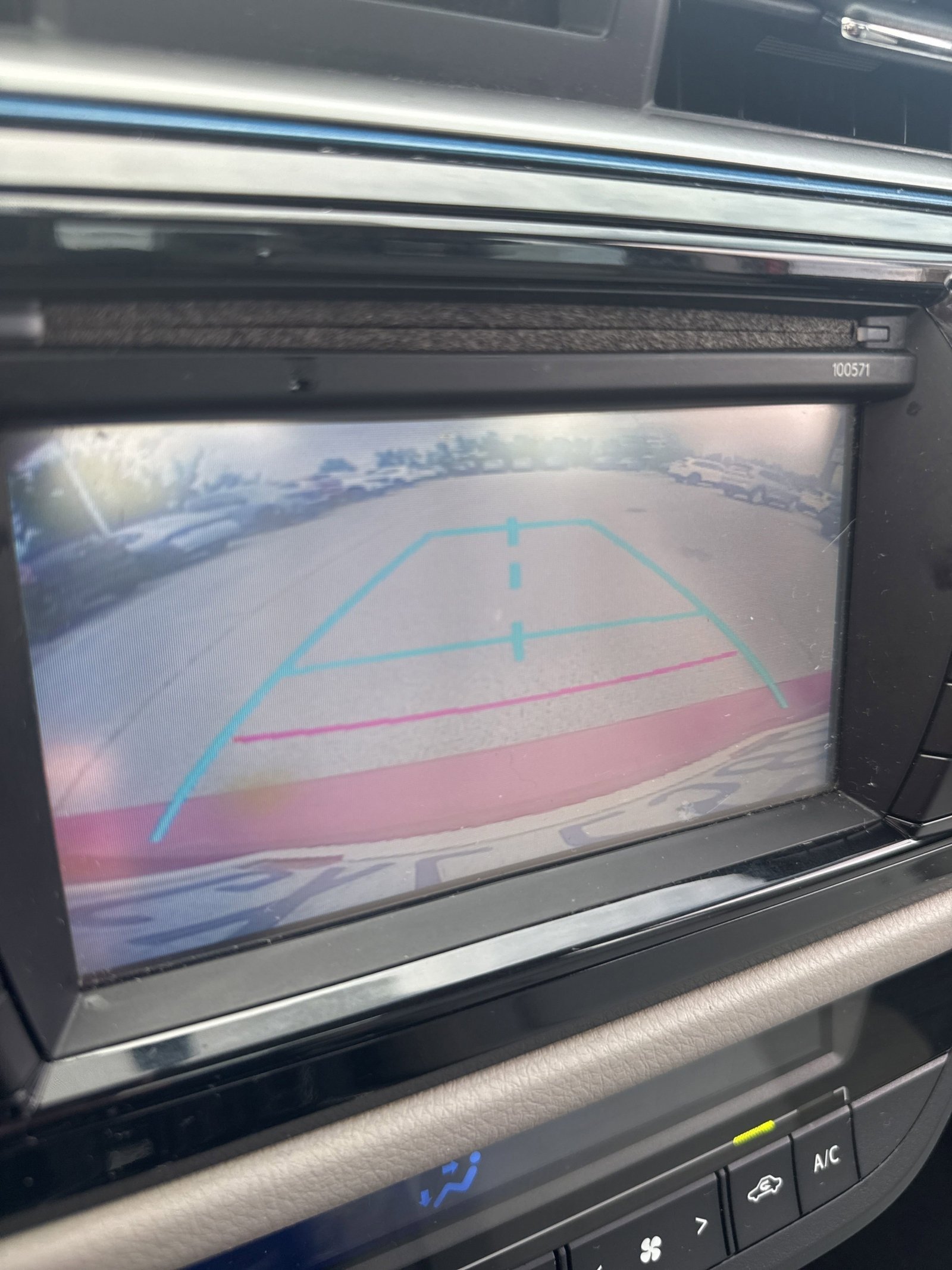 Used 2016 Toyota Corolla LE FWD image 6