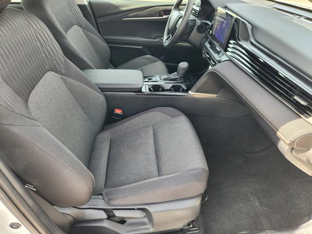 Used 2025 Toyota Camry LE image 14