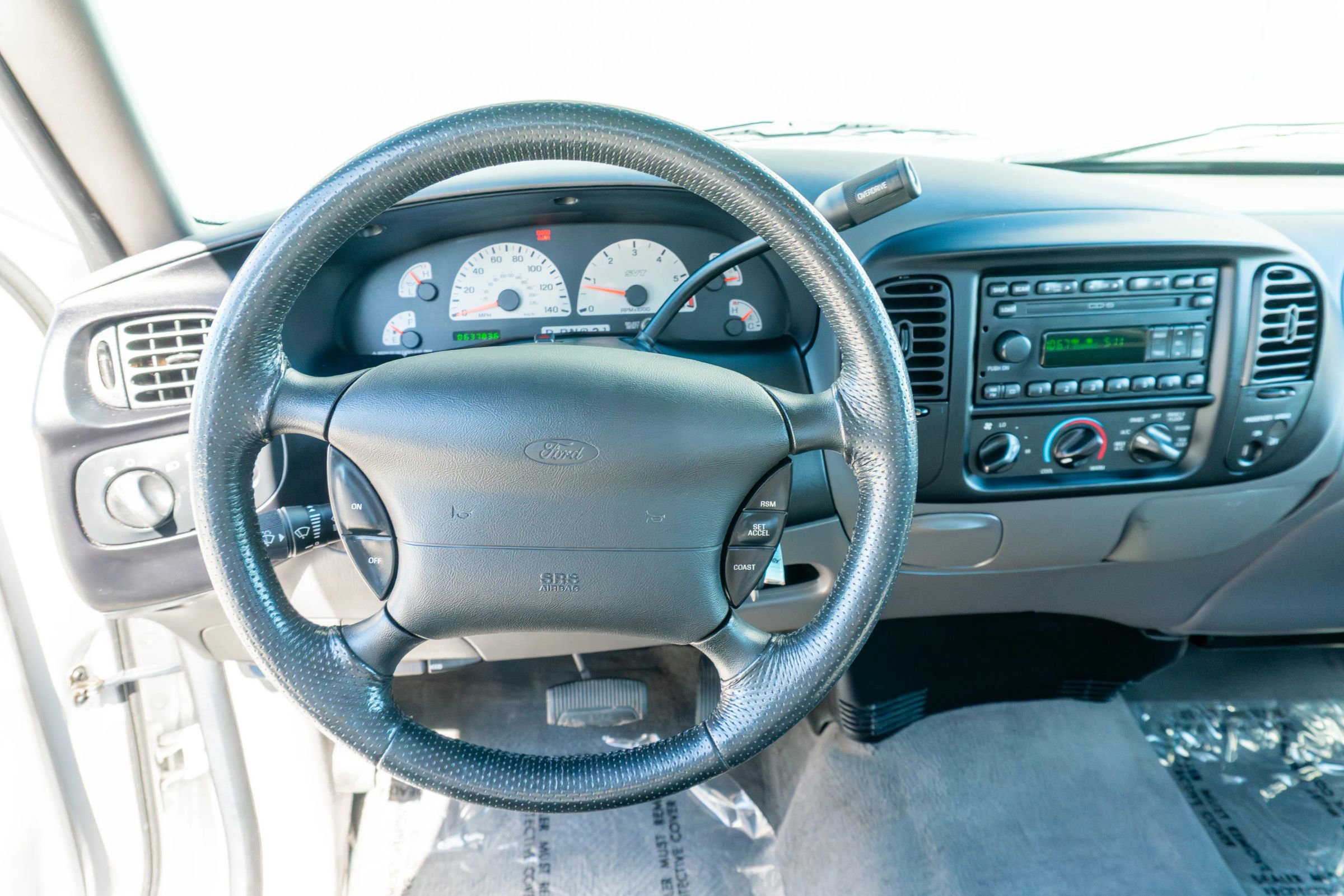 Used 2004 Ford F150 Lightning RWD image 14