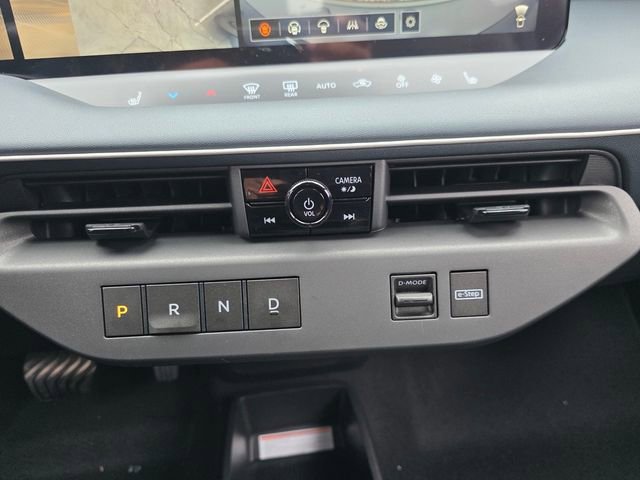New 2026 Nissan Leaf SV+ w/ Floor Mat Package (SV+) FWD image 20
