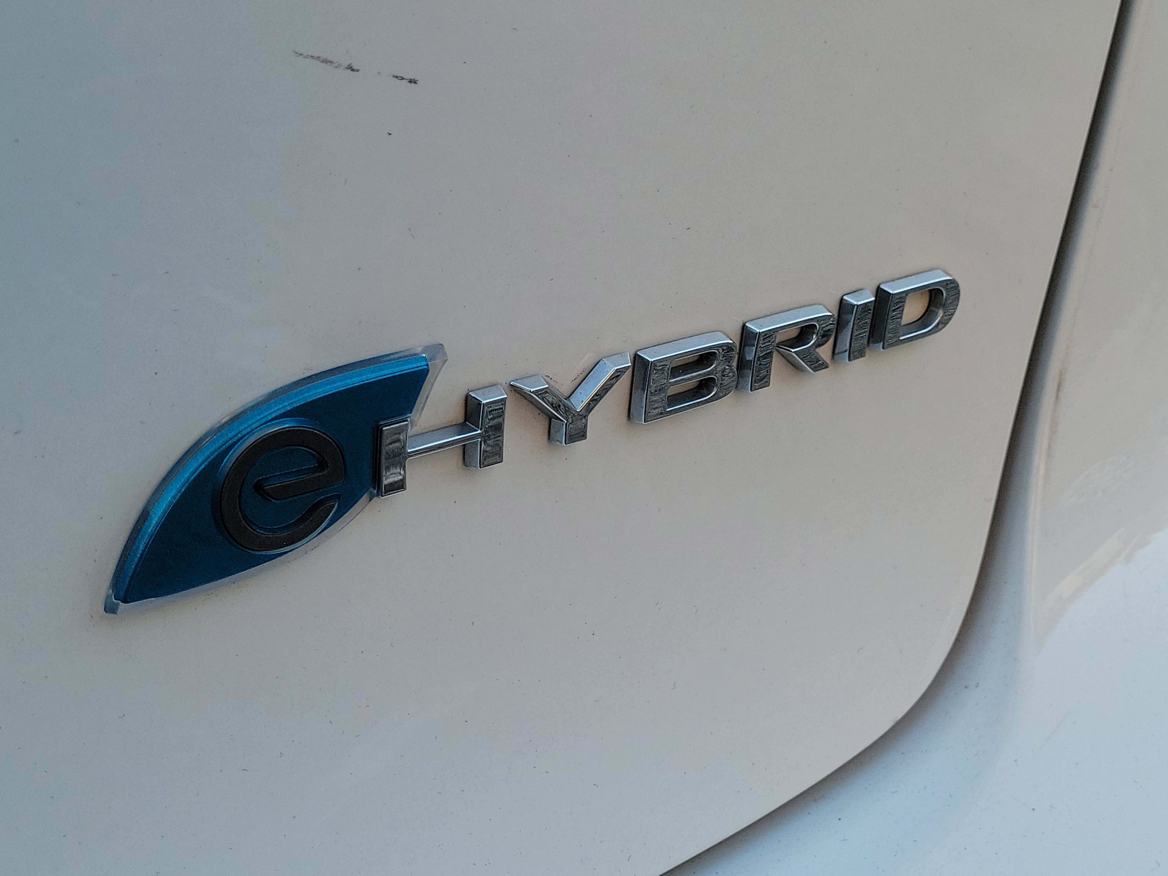 Used 2024 Chrysler Pacifica Select image 7