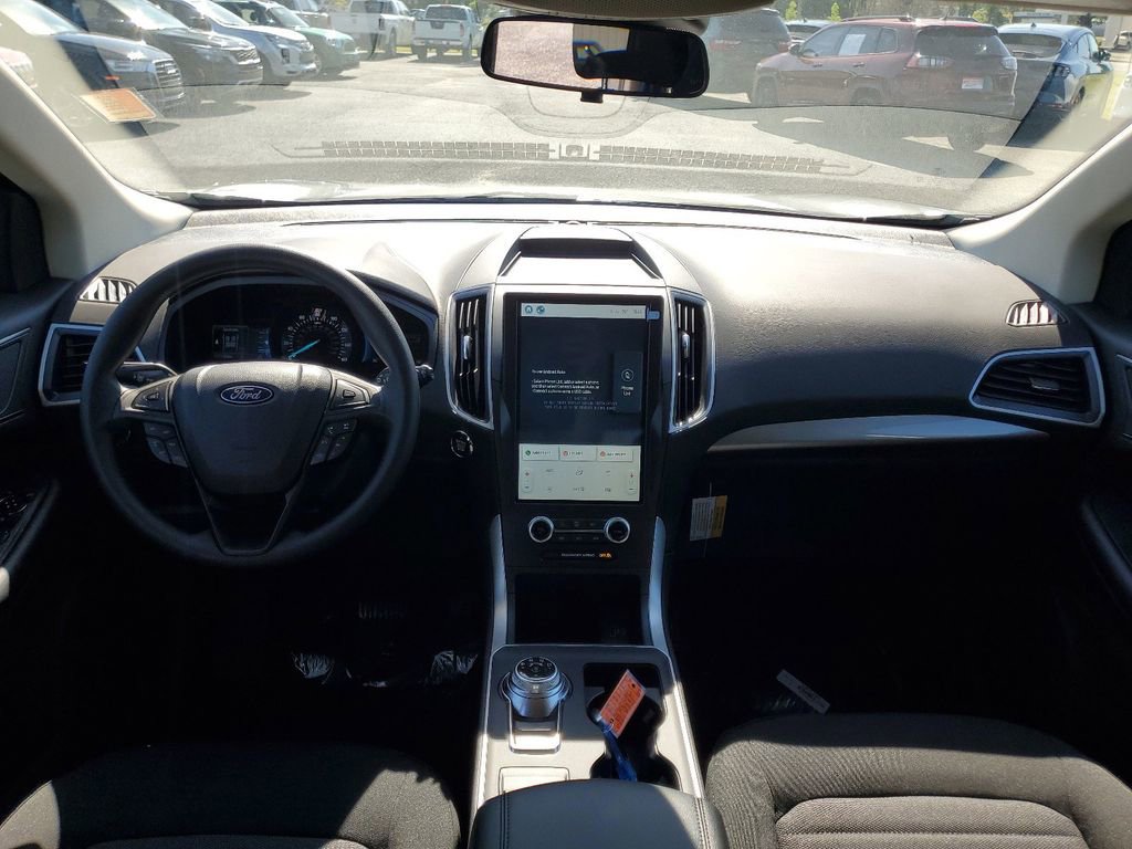 New 2024 Ford Edge SE w/ Black Appearance Package AWD/4WD image 25