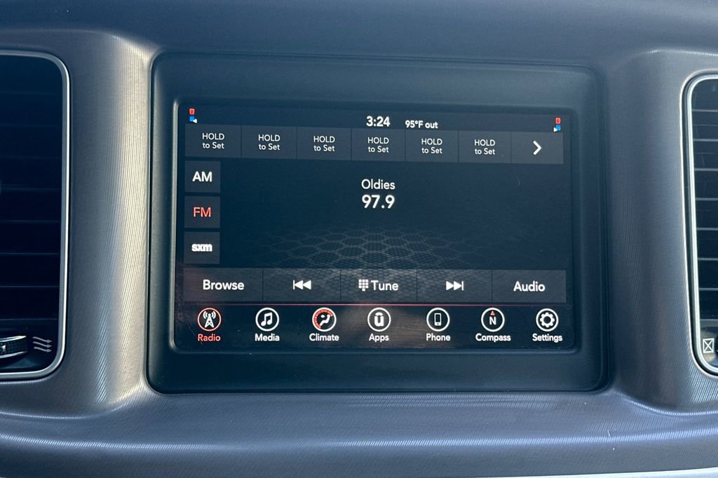 Used 2022 Dodge Charger SXT image 17