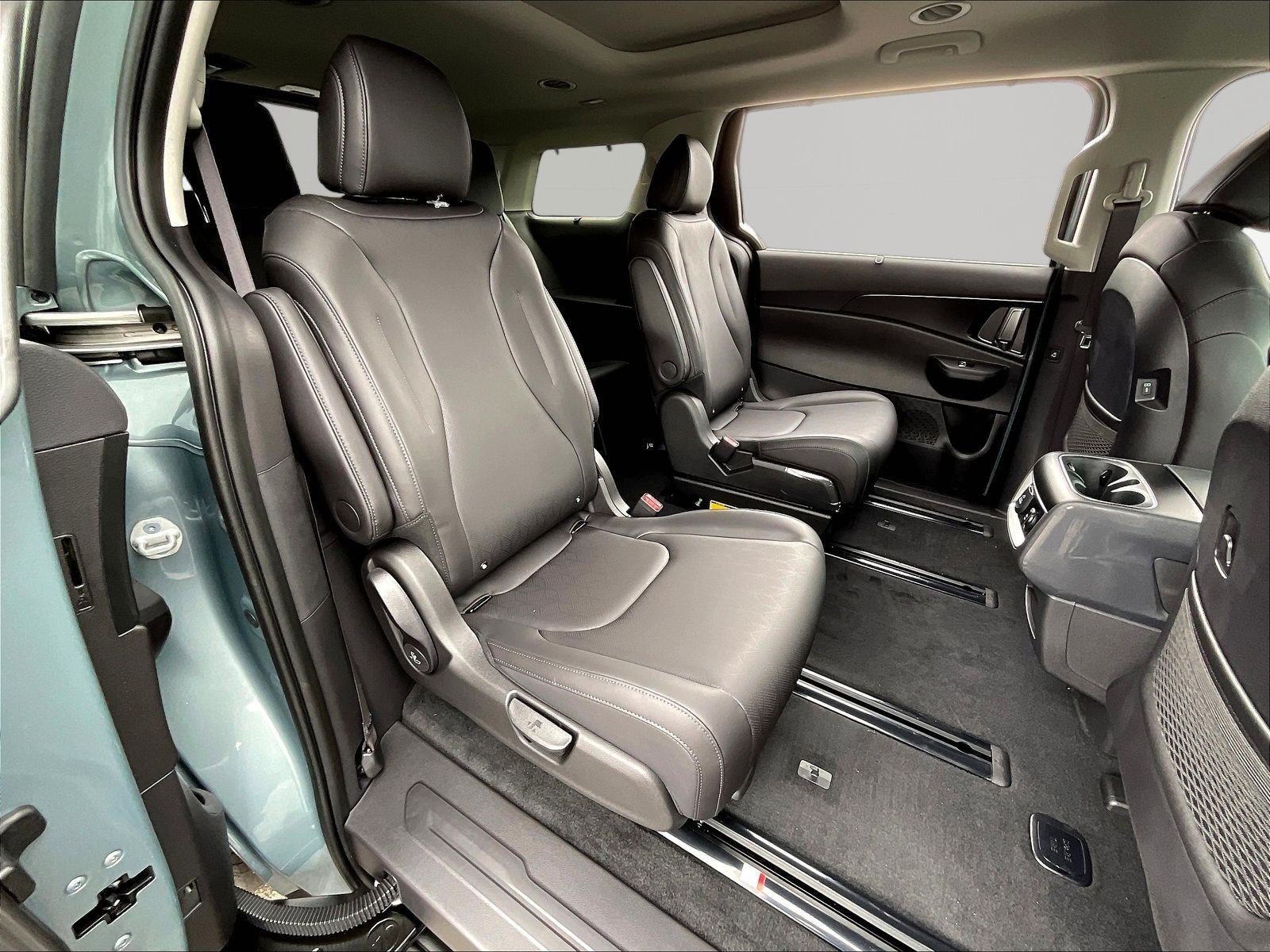 New 2027 Kia Carnival SX FWD image 20