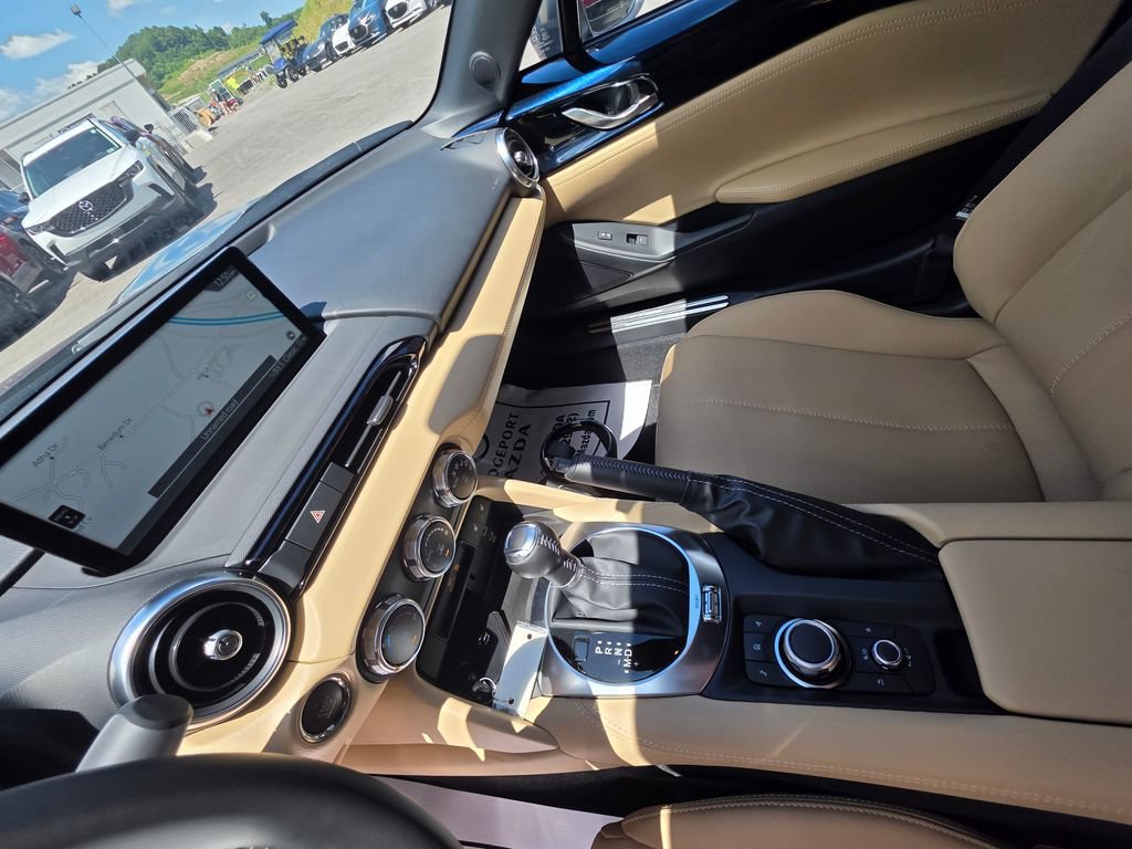 New 2026 MAZDA MX-5 Miata Grand Touring RWD image 17