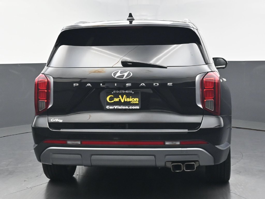 Used 2023 Hyundai Palisade Limited w/ Cargo Package FWD image 4