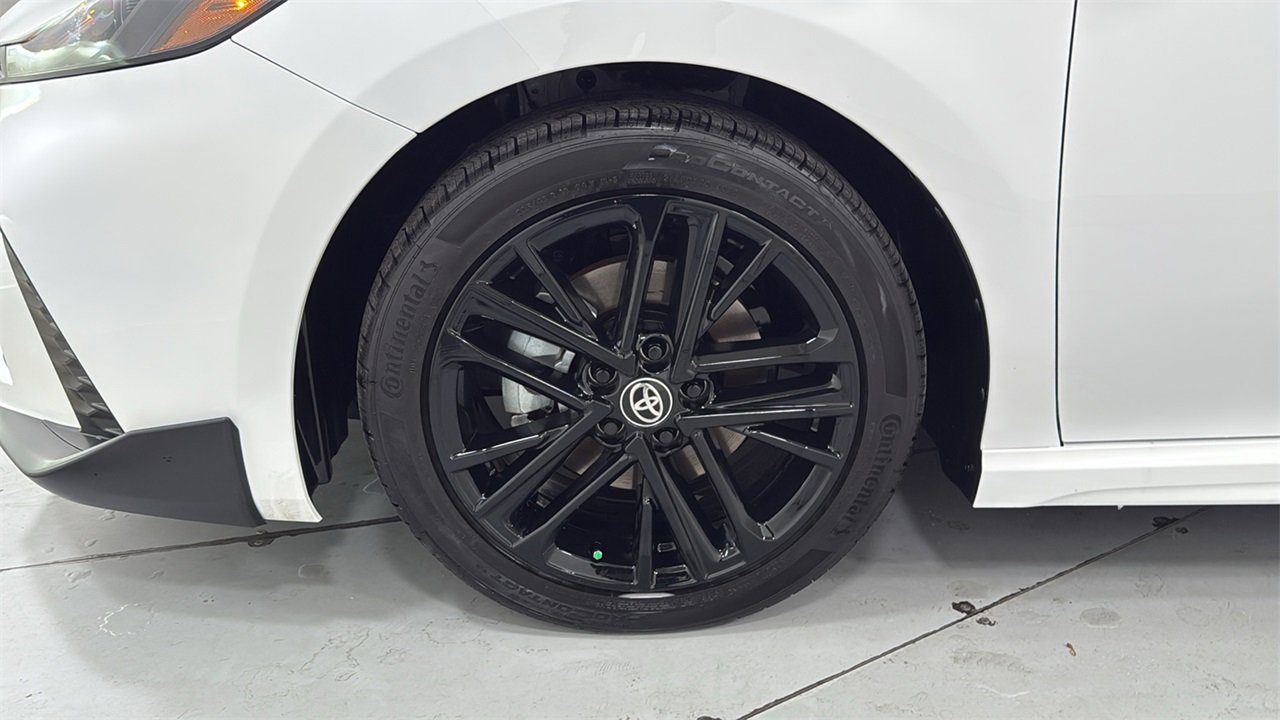 Certified 2025 Toyota Camry SE image 24