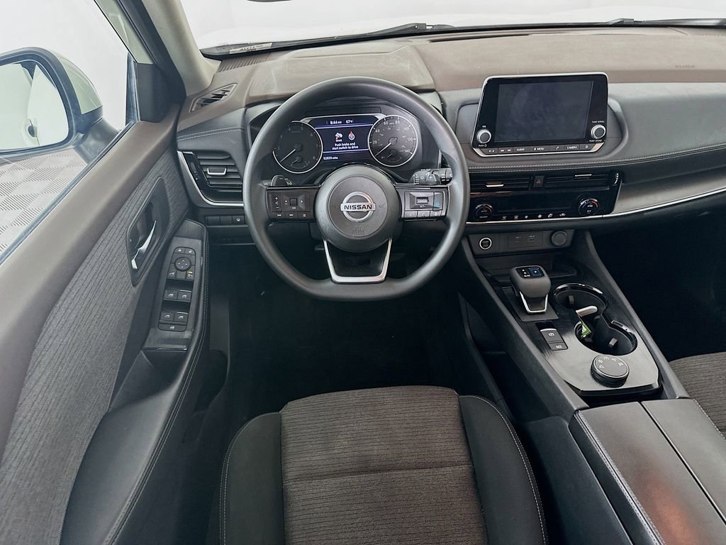 Used 2021 Nissan Rogue SV AWD/4WD image 28