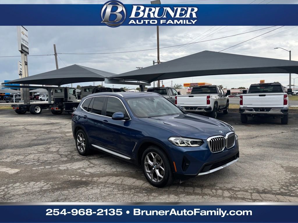 Used 2023 BMW X3 sDrive30i w/ Convenience Package image 3