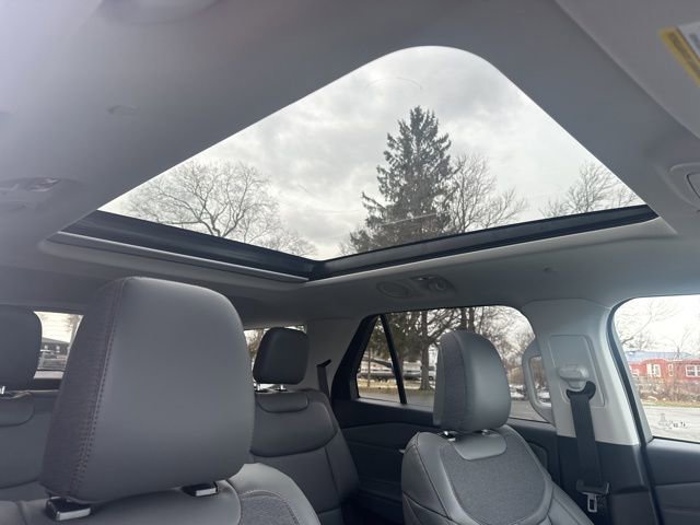 New 2026 Ford Explorer Active image 19
