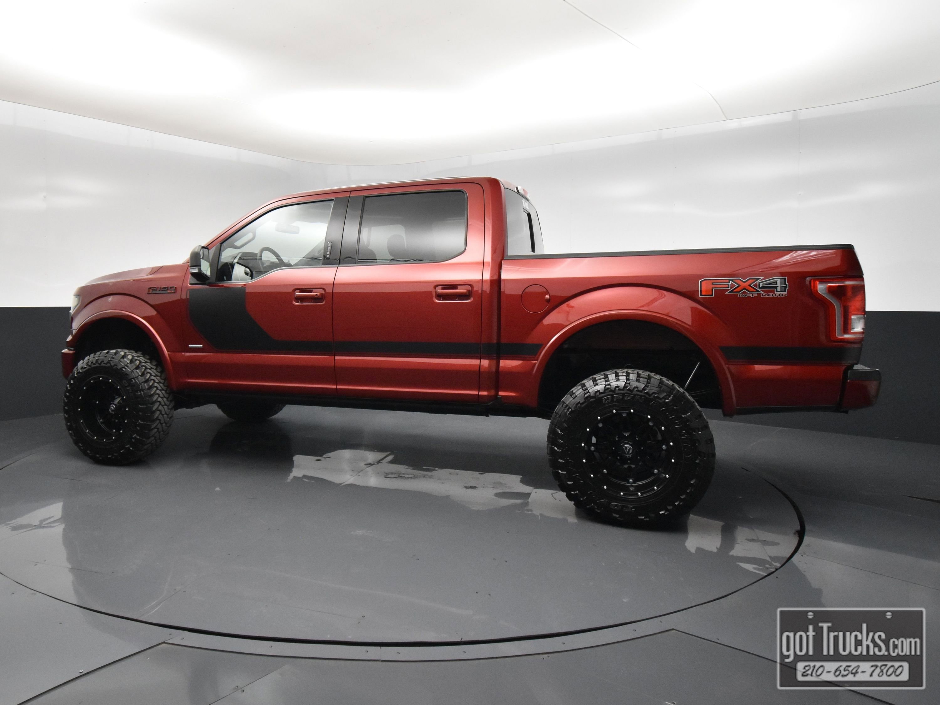 Used 2017 Ford F150 XLT w/ Equipment Group 302A Luxury AWD/4WD image 3