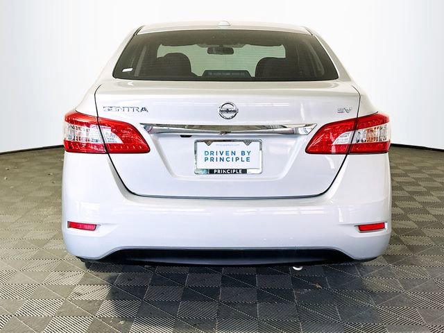 Used 2015 Nissan Sentra SV image 8