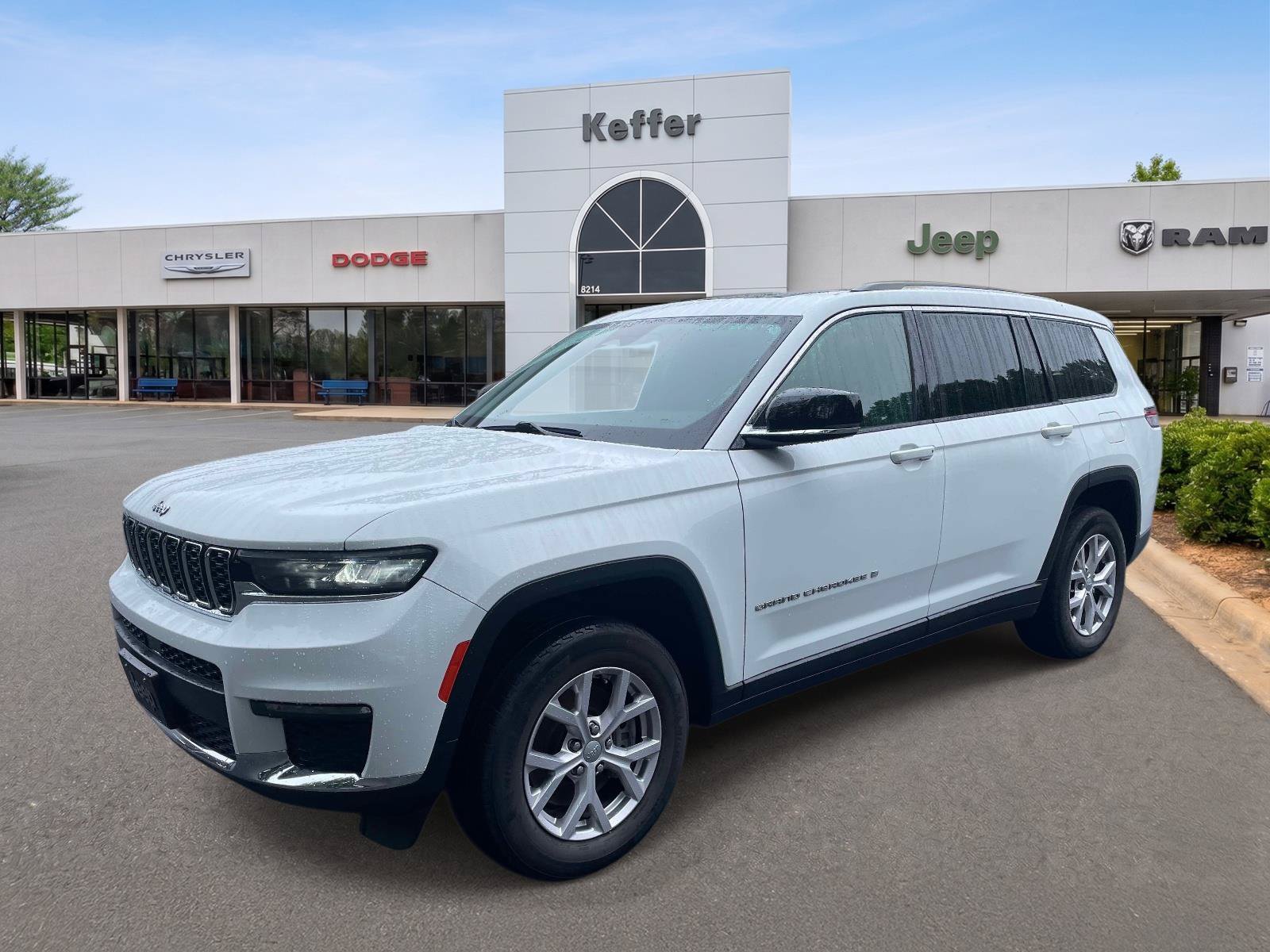 Certified 2021 Jeep Grand Cherokee L Limited AWD/4WD image 1