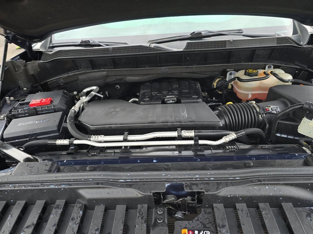 Used 2022 Chevrolet Silverado 1500 Custom image 14