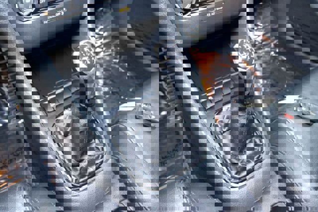 Used 2013 Volkswagen Golf 4-Door image 14