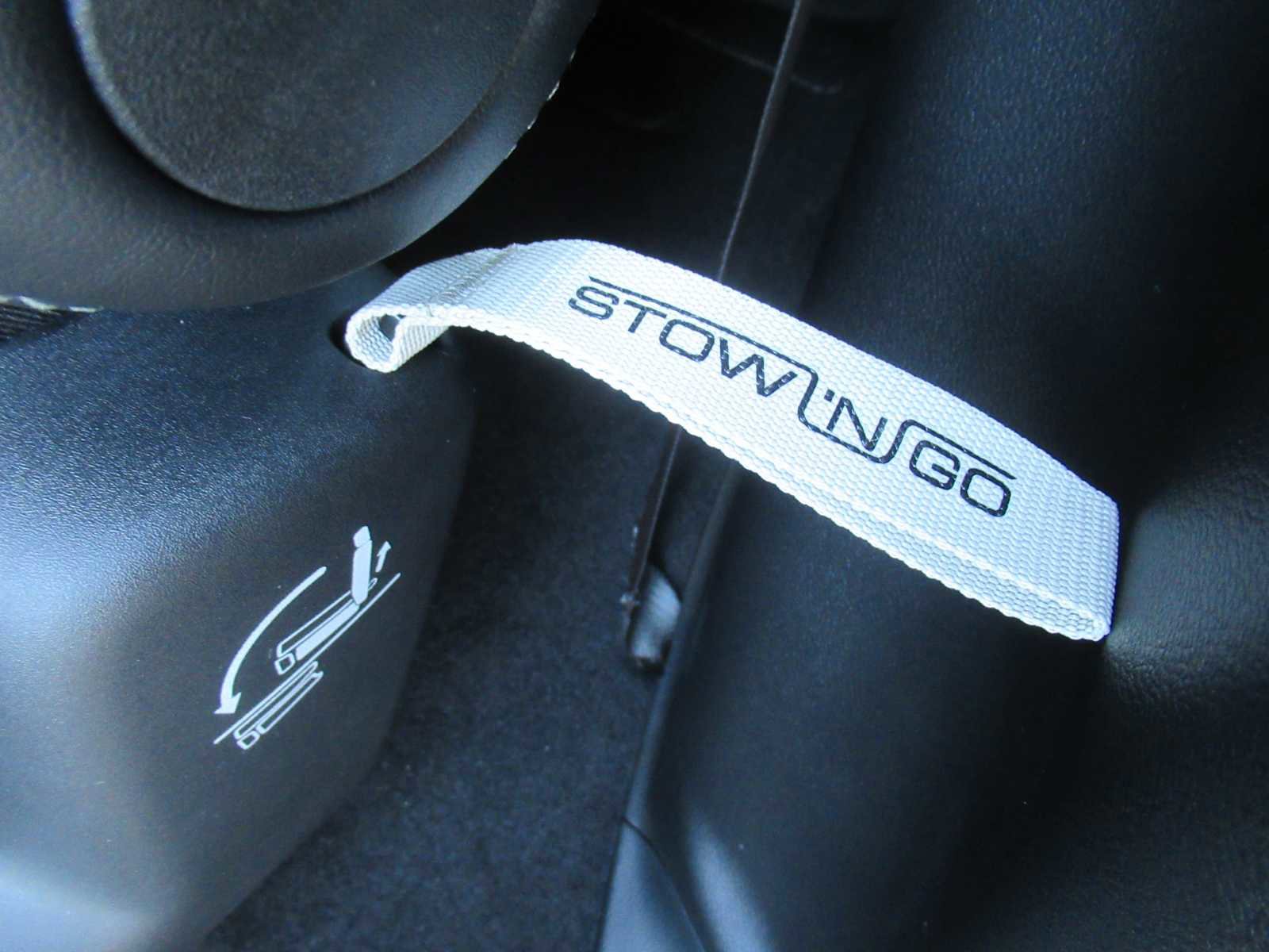 New 2026 Chrysler Pacifica Select image 45