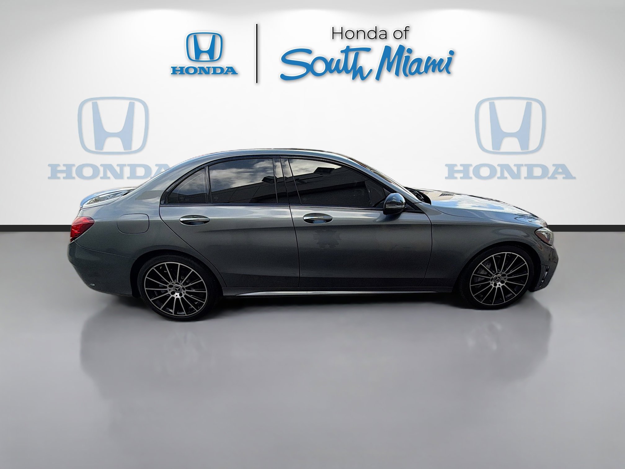 Used 2019 Mercedes-Benz C 300 Sedan image 8