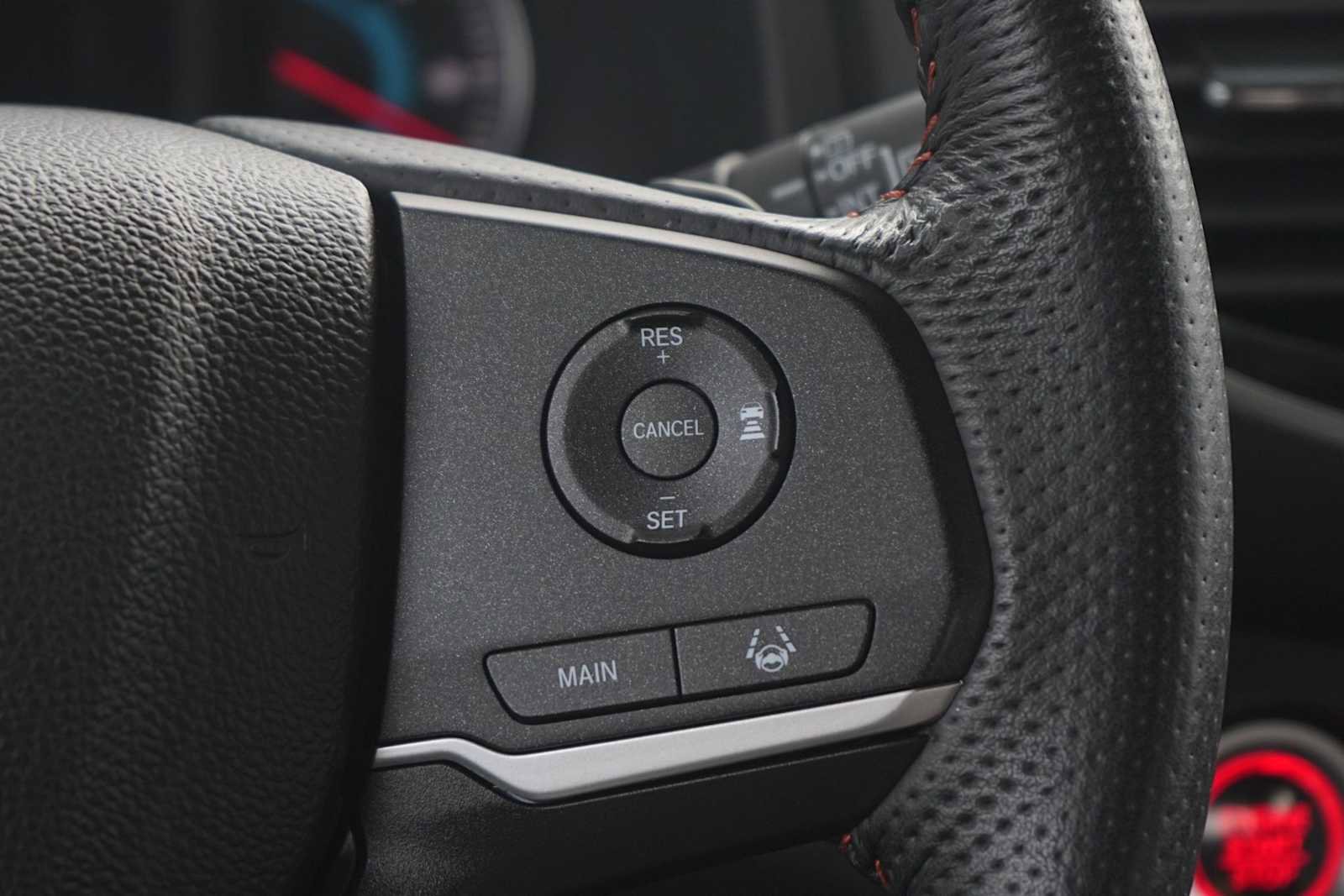 Used 2022 Honda Pilot TrailSport image 18