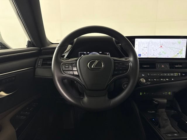 Certified 2025 Lexus ES 300h w/ Premium Package FWD image 35